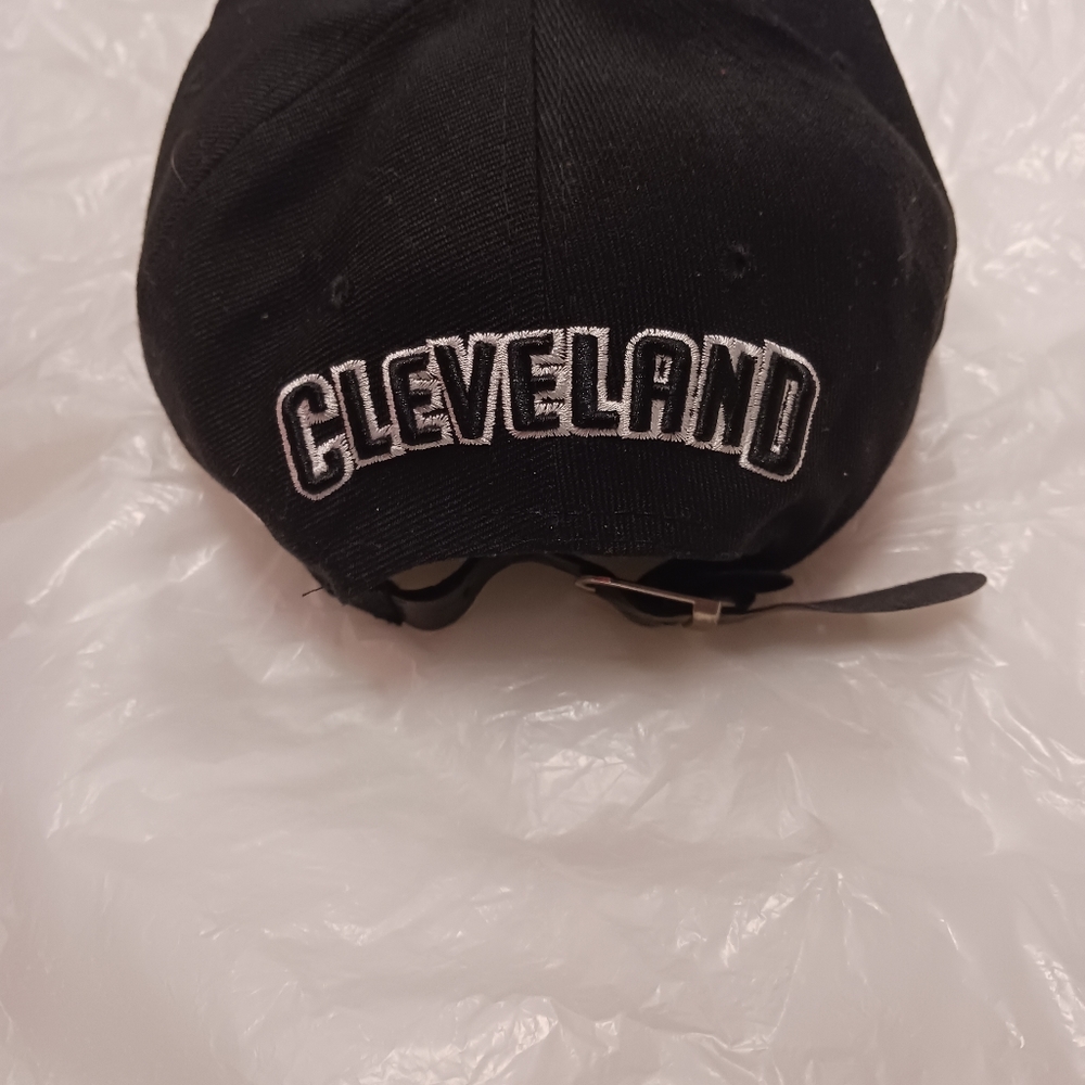 Mitchell And Ness - image 3